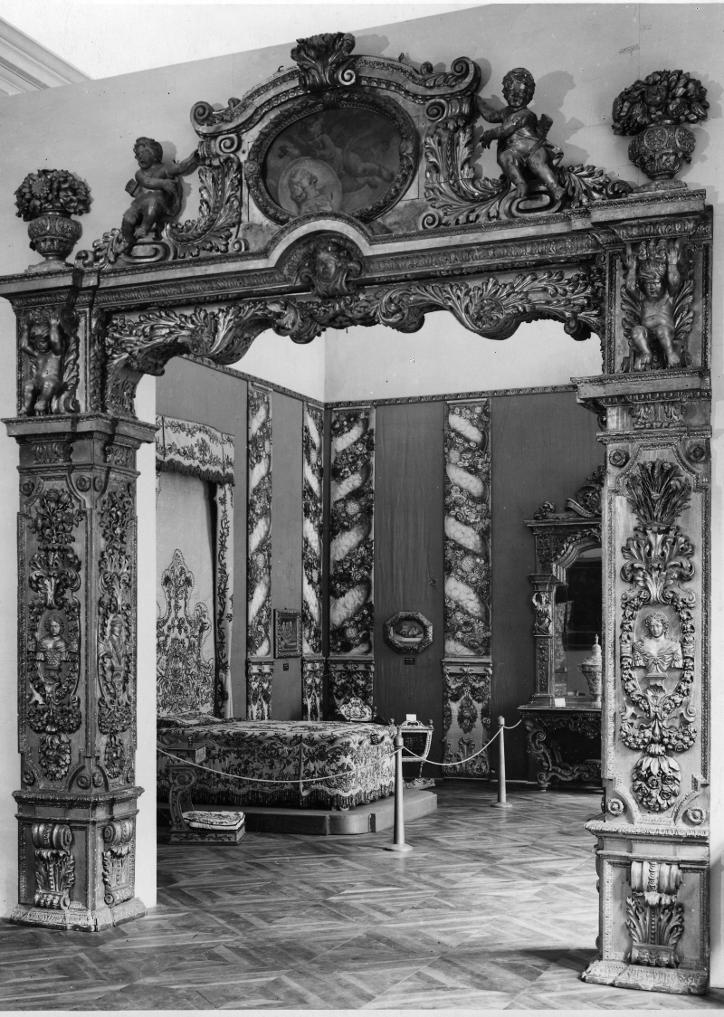 Arcone dalcova in legno scolpito, sec. XVII, Torino, Museo Civico dArte Antica, AFFTM 247 6264